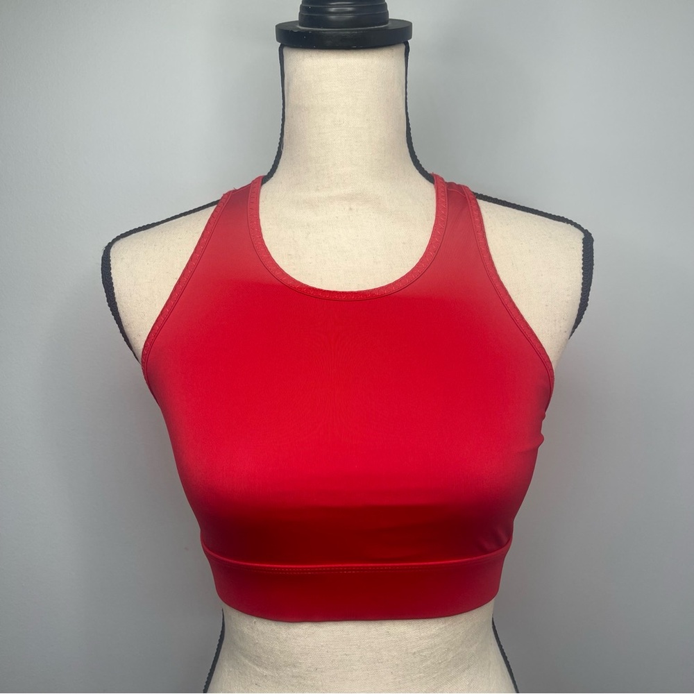 Fabletics Trinity High Impact Sports Bra Lipstick Red 
Size - XS